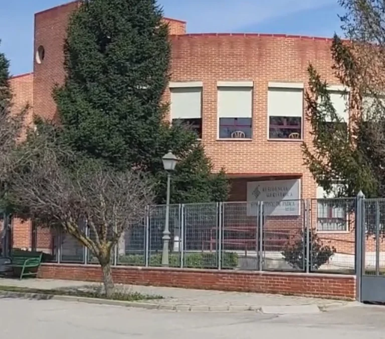 Residencia San Antonio de Padua, en Navas de Oro
